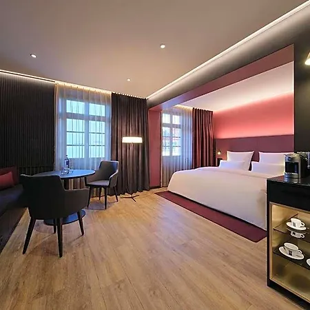 Am Sophienpark 4*