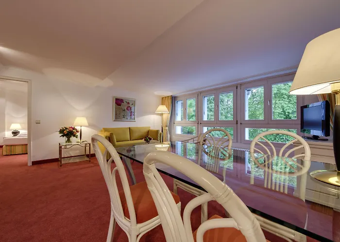 أم سوفينبارك 4* بادن بادن