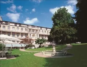 أم سوفينبارك فندق